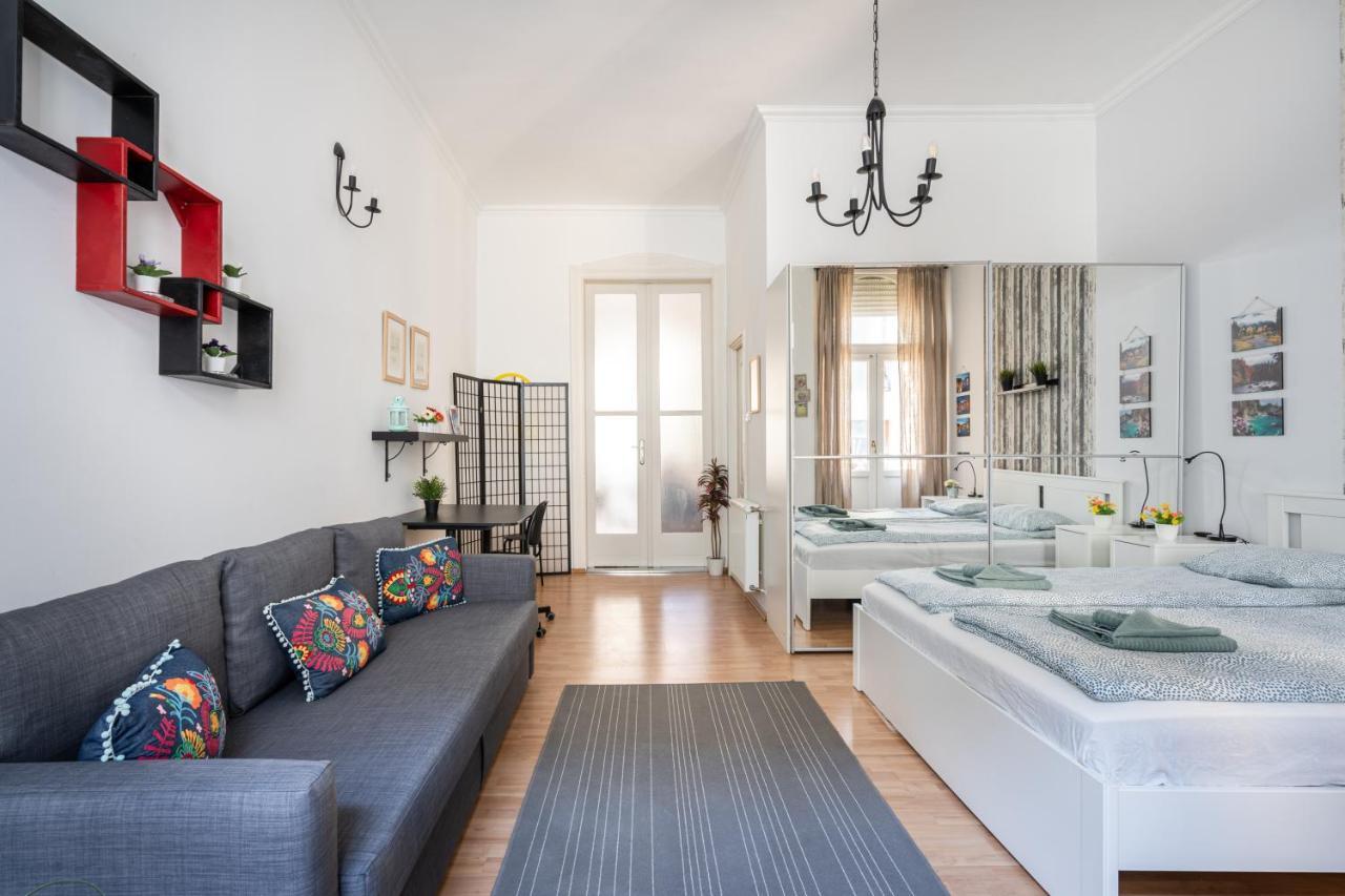 K10 - Kazinczy Street Heritage Suite - Best Location By Bqa Budapest Exterior foto